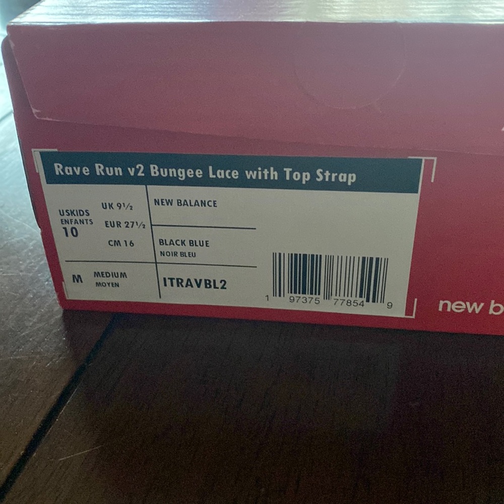 New Balance Toddler 10 never worn !